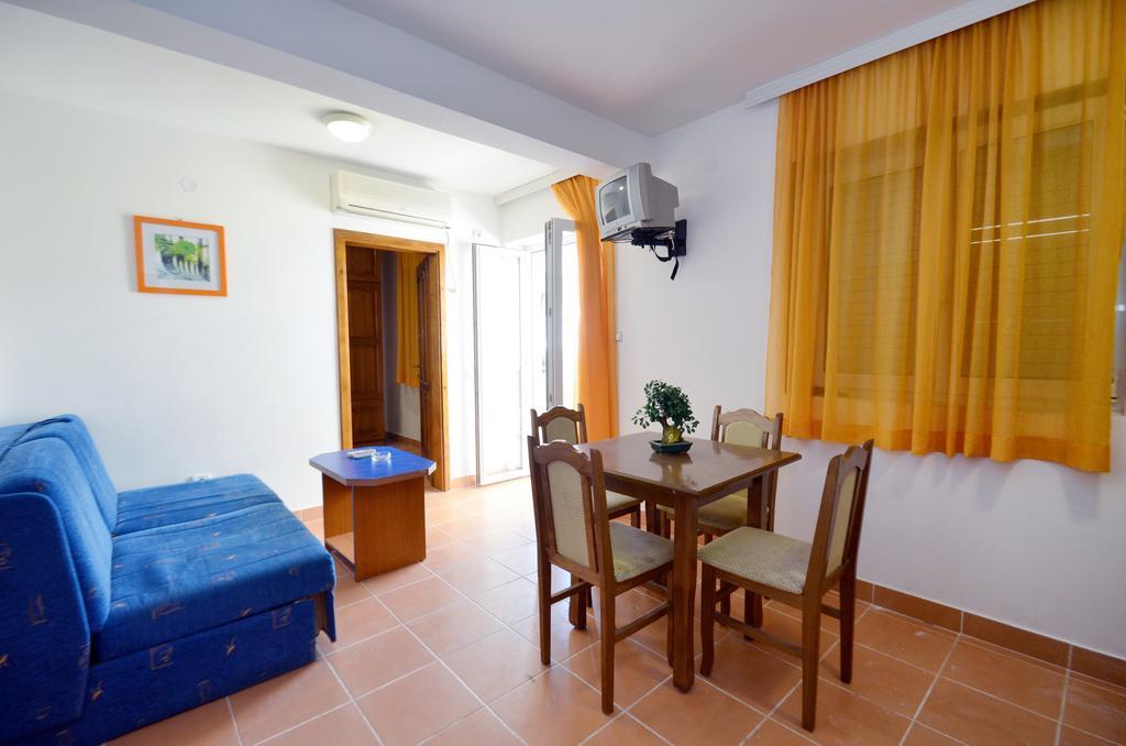 Guest House Villa Iva บุดวา ห้อง รูปภาพ