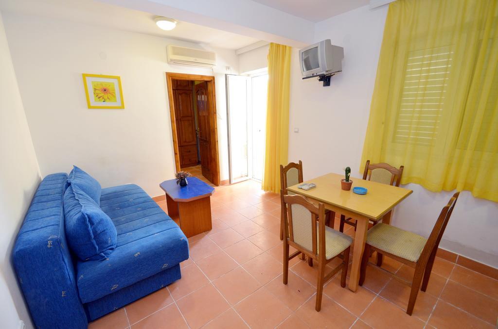 Guest House Villa Iva บุดวา ห้อง รูปภาพ
