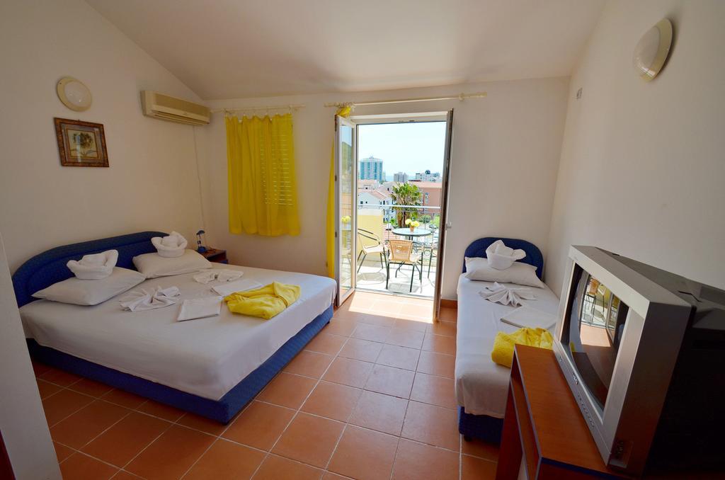 Guest House Villa Iva บุดวา ห้อง รูปภาพ