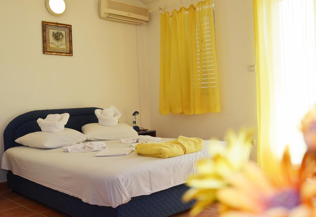 Guest House Villa Iva บุดวา ห้อง รูปภาพ