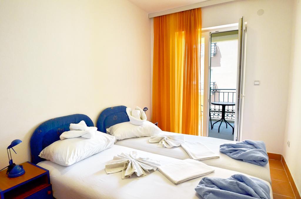 Guest House Villa Iva บุดวา ภายนอก รูปภาพ