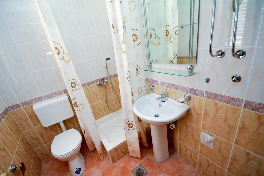 Guest House Villa Iva บุดวา ห้อง รูปภาพ